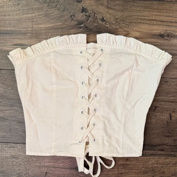 Fashion Nova Cream Lace-Up Crop Top - Picture 1 of 4